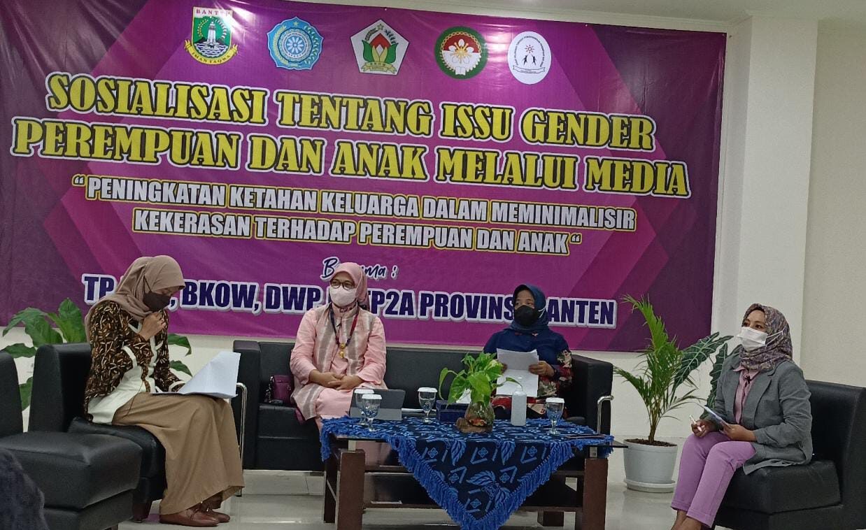 Talkshow Peningkatan Ketahanan Keluarga dalam Meminimalisir Kekerasan Terhadap Perempuan dan Anak