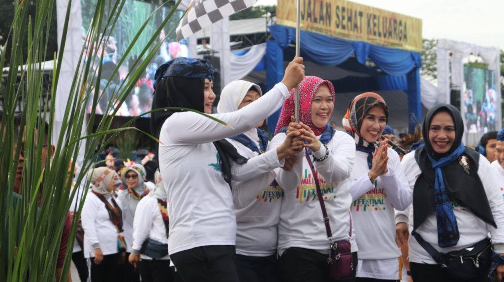 Jalan Sehat Keluarga Dalam Rangka Hari Ibu ke 91 Tahun 2019 Provinsi Banten